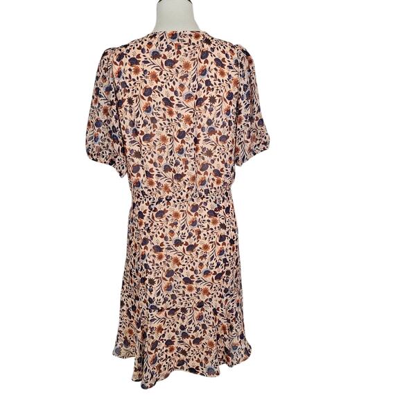 ⚡️SALE! LOFT Floral Ruffle Wrap Dress NWT - Picture 7 of 9